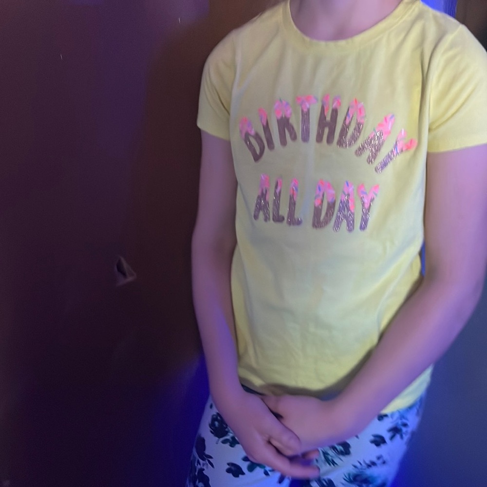 YELLOW BIRTHDAY GIRL SHIRT